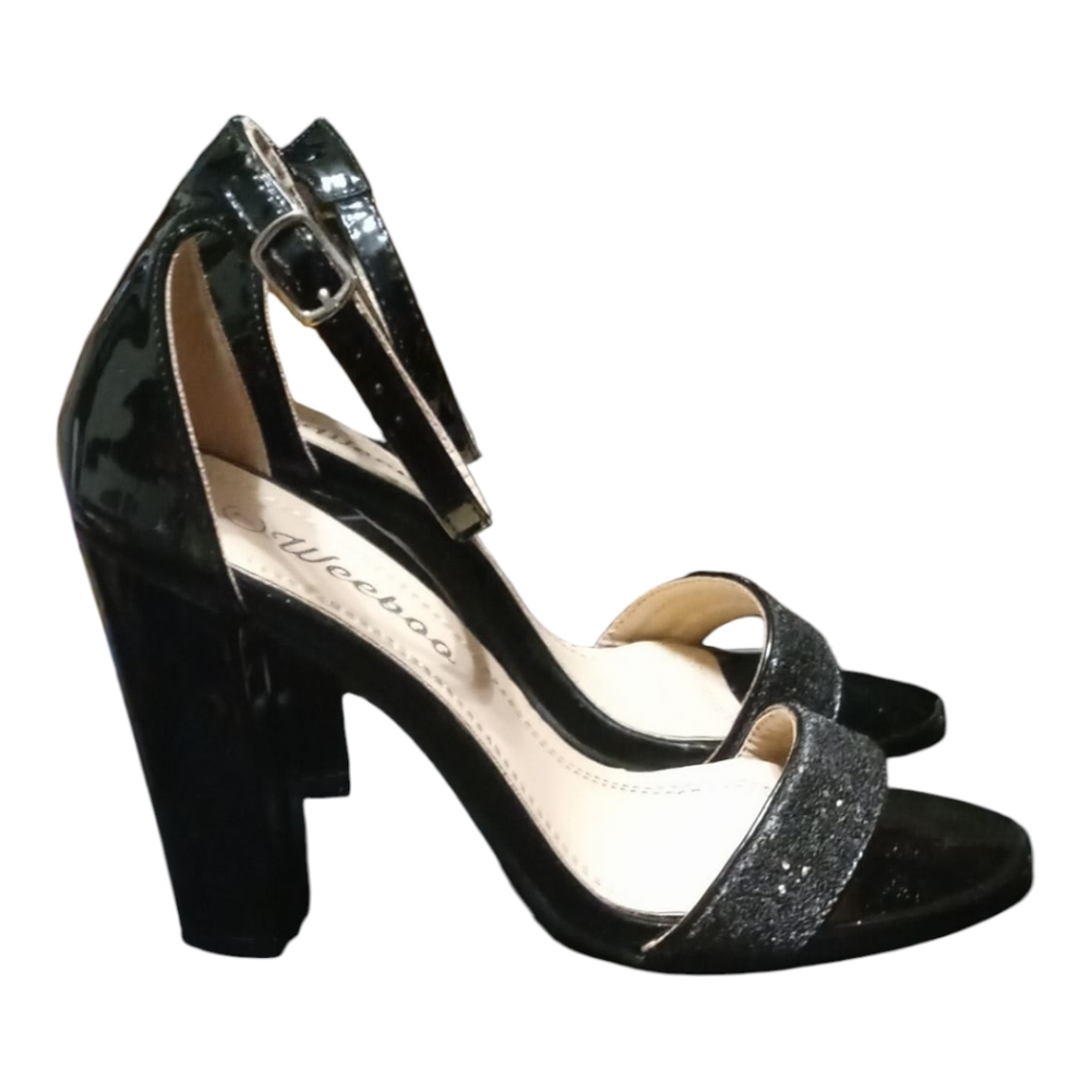 Weeboo Black Heels